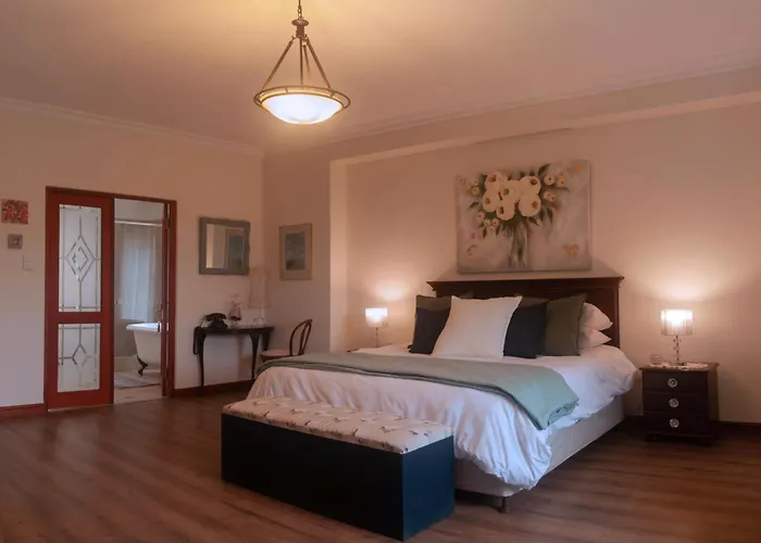 Hartley Manor Guest House
