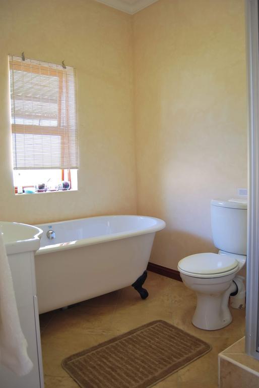 Hartley Manor Bed & Breakfast