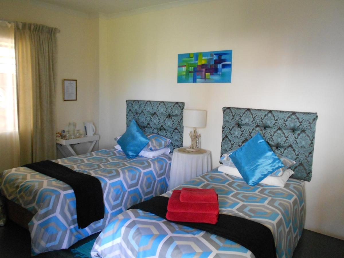 Hartley Manor 3*